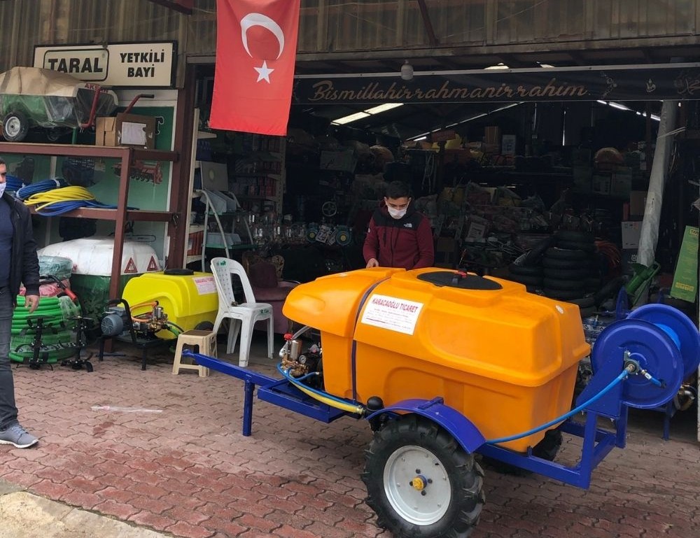 Kaan 600 litre çekilir tip ilaçlama makinesi